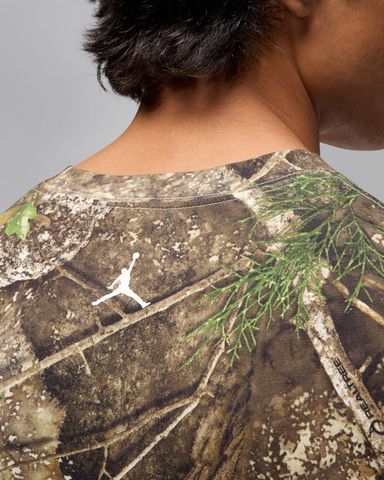 Nike - Áo phông tay ngắn thể thao Nam Jordan Brooklyn Men's Realtree T-Shirt