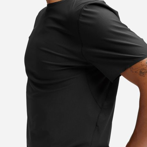 Hoka - Áo Tay Ngắn Thể Thao Nam Airolite Short Sleeve 2.0