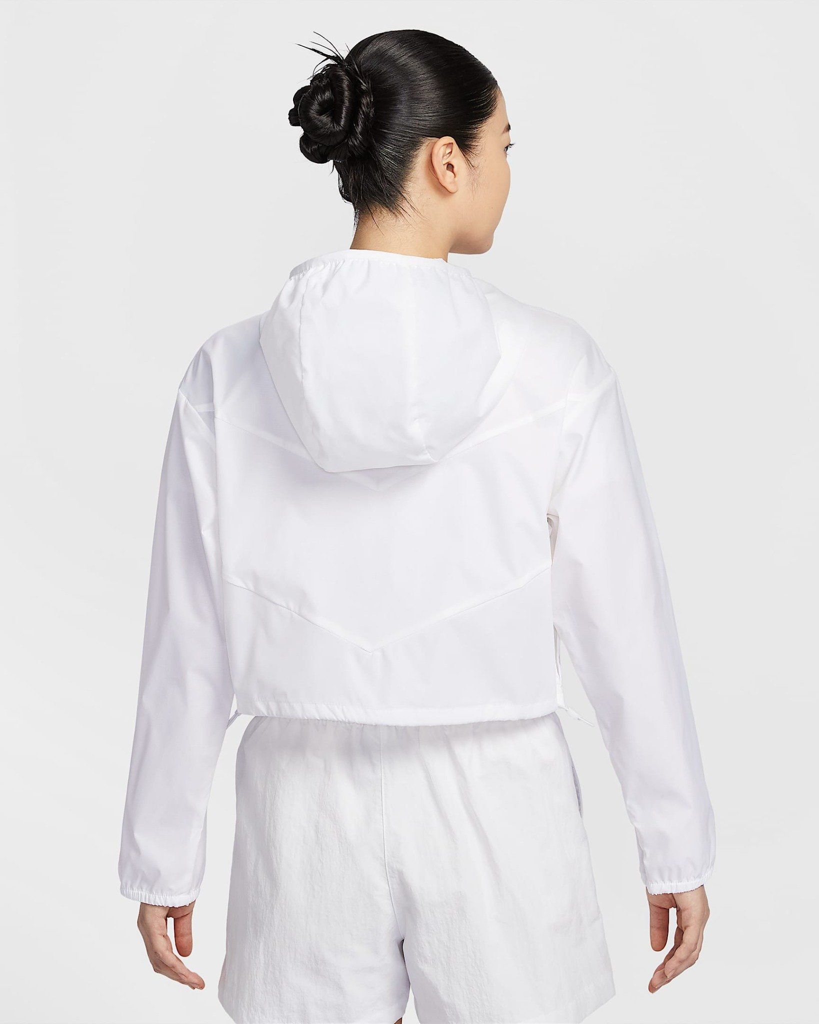Nike - Áo khoác gió thể thao Nữ Sportswear Windrunner Women's Loose Woven Hooded Jacket