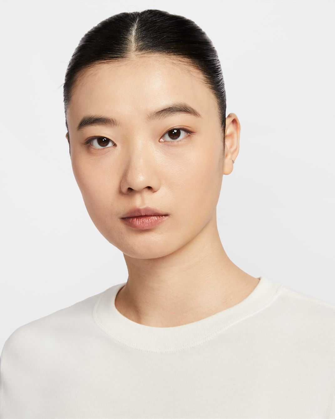 Nike - Áo tay ngắn thể thao Nữ Sportswear Club Women's Loose Cropped T-Shirt