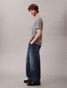 Calvin Klein - Áo phông thời trang nam Embroidered Monogram Logo Relaxed T-Shirt