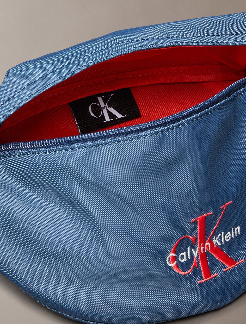 Calvin Klein - Túi bao tử nam Nylon Monogram Logo Waistpack