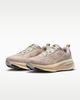 Nike - Giày Chạy Bộ Nữ Vomero 18 SE