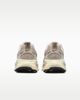 Nike - Giày Chạy Bộ Nữ Vomero 18 SE