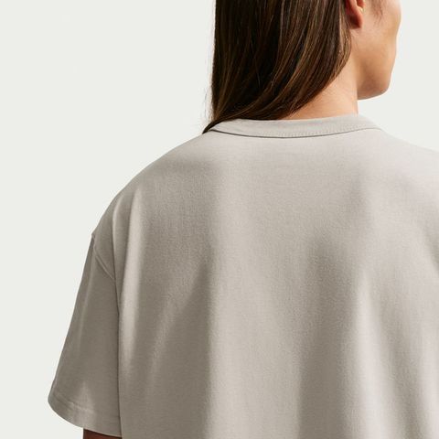 Nike - Áo Tay Ngắn Thể Thao Nam Sportswear Premium Essentials T-Shirt