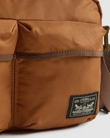 Levi's - Túi đeo chéo nam Levi's® Mission Bay Crossbody Bag - Brown