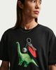 Nike - Áo Tay Ngắn Thể Thao Nam Nữ Action Outdoor Skateboarding Loose Dino Keychain