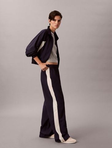 Calvin Klein - Quần Dài Thể Thao Nữ Relaxed Nylon Track Pants