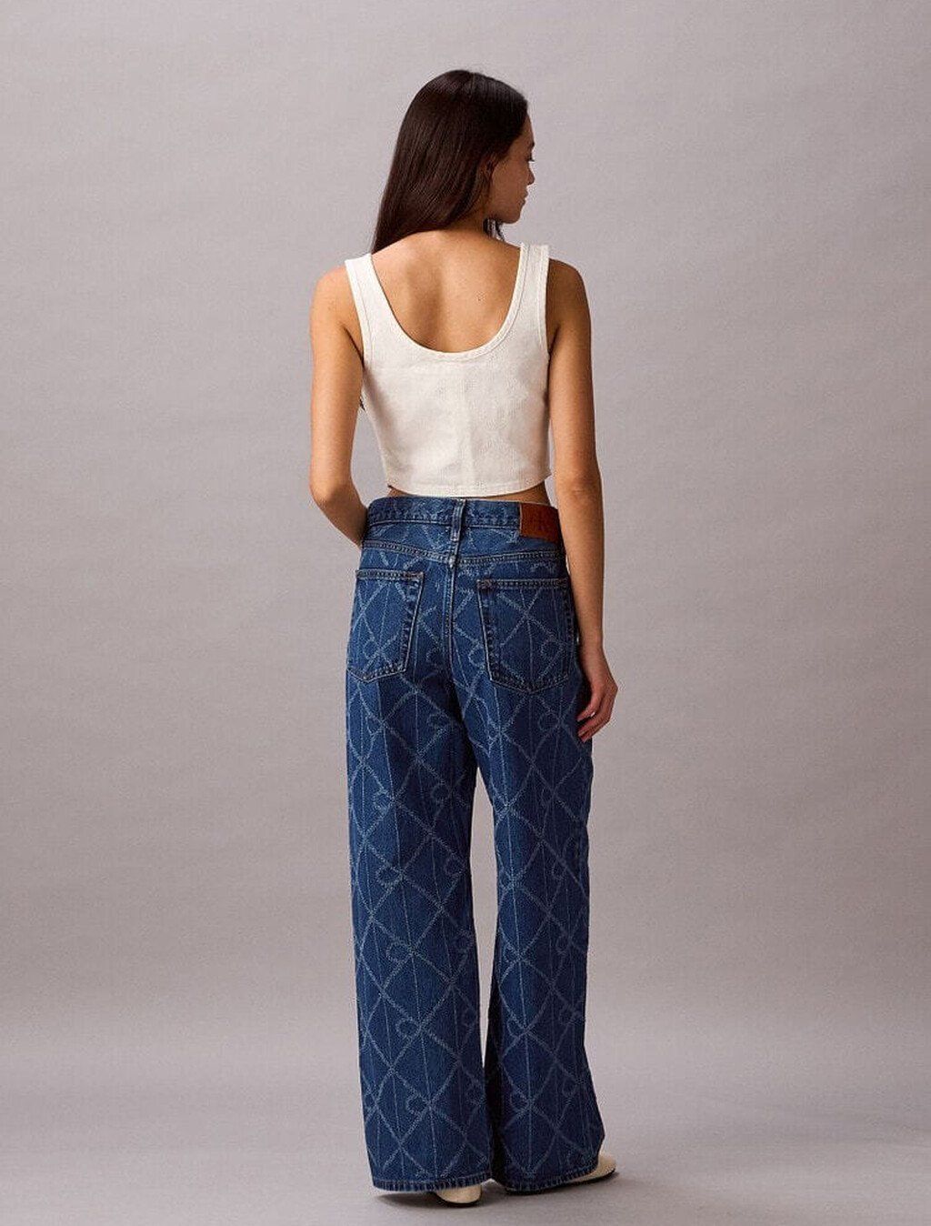 Calvin Klein - Quần jeans ống rộng nữ Allover Monogram Low Rise Baggy Jeans