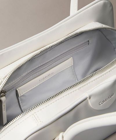 Calvin Klein - Túi Đeo Vai Nữ Emblem Trio Shoulder Bag