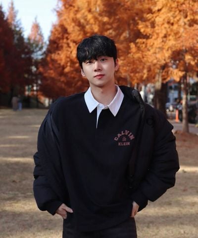 Calvin Klein - Áo nỉ polo tay dài nam CK Logo Graphic Polo Sweatshirt