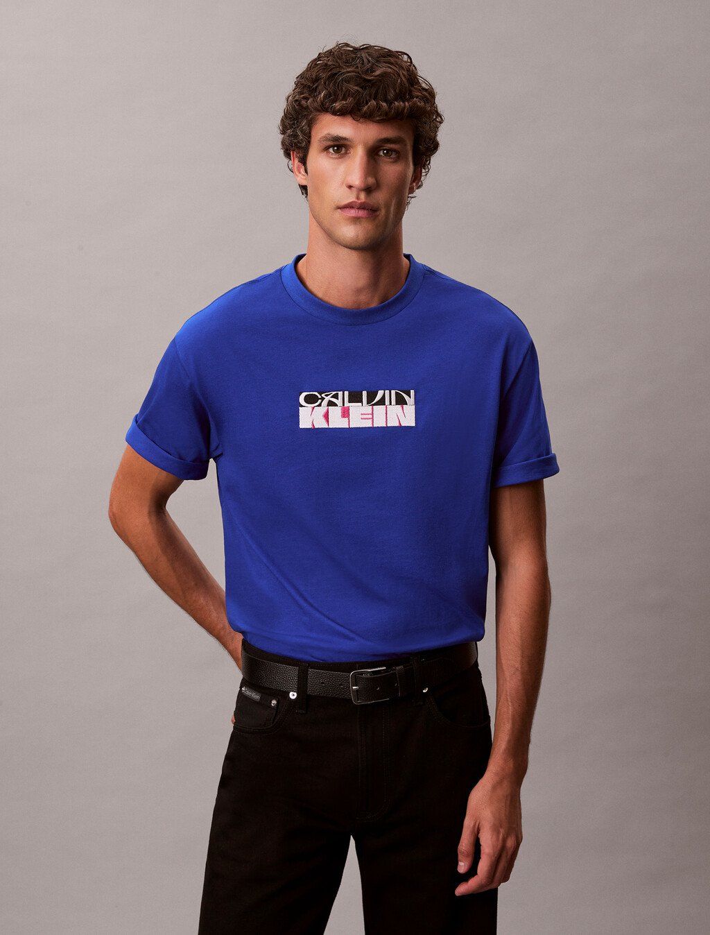 Calvin Klein - Áo thun thời trang nam Block Logo Graphic Relaxed T-Shirt