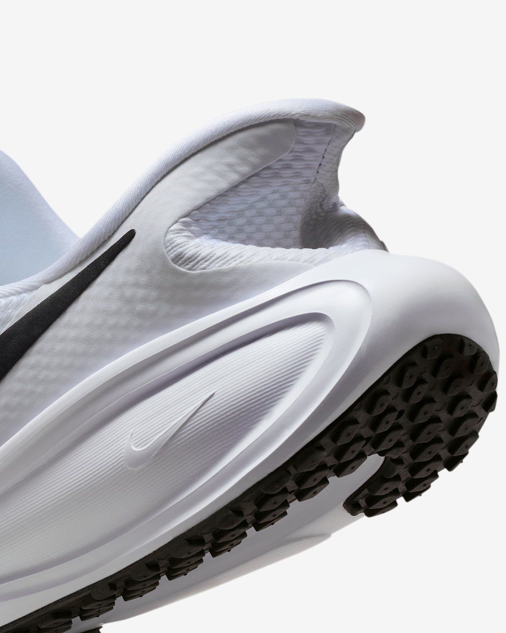 Nike - Giày chạy bộ thể thao Nữ Revolution 8 EasyOn Women's Road Running Shoes