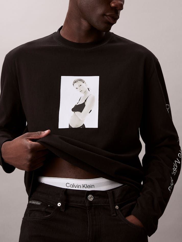 Calvin Klein - Áo tay dài nam Kate Moss Graphic Relaxed T-Shirt