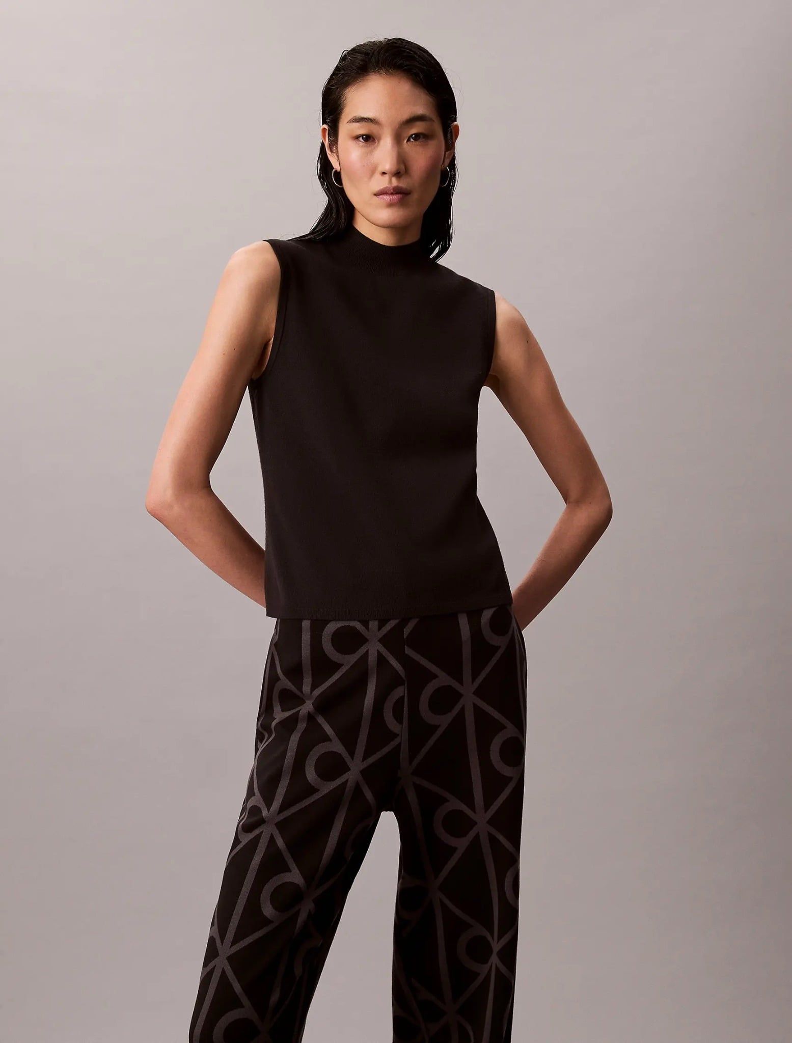 Calvin Klein - Quần dài nữ Emblem Aop Jacquard Sweatpant