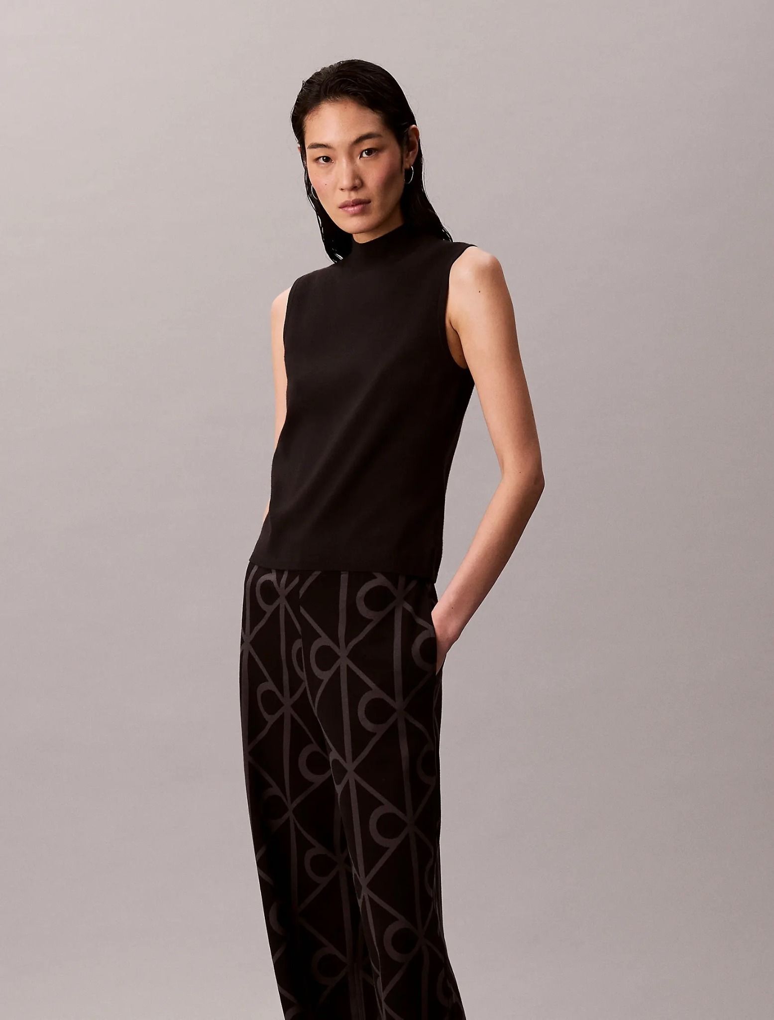 Calvin Klein - Quần dài nữ Emblem Aop Jacquard Sweatpant