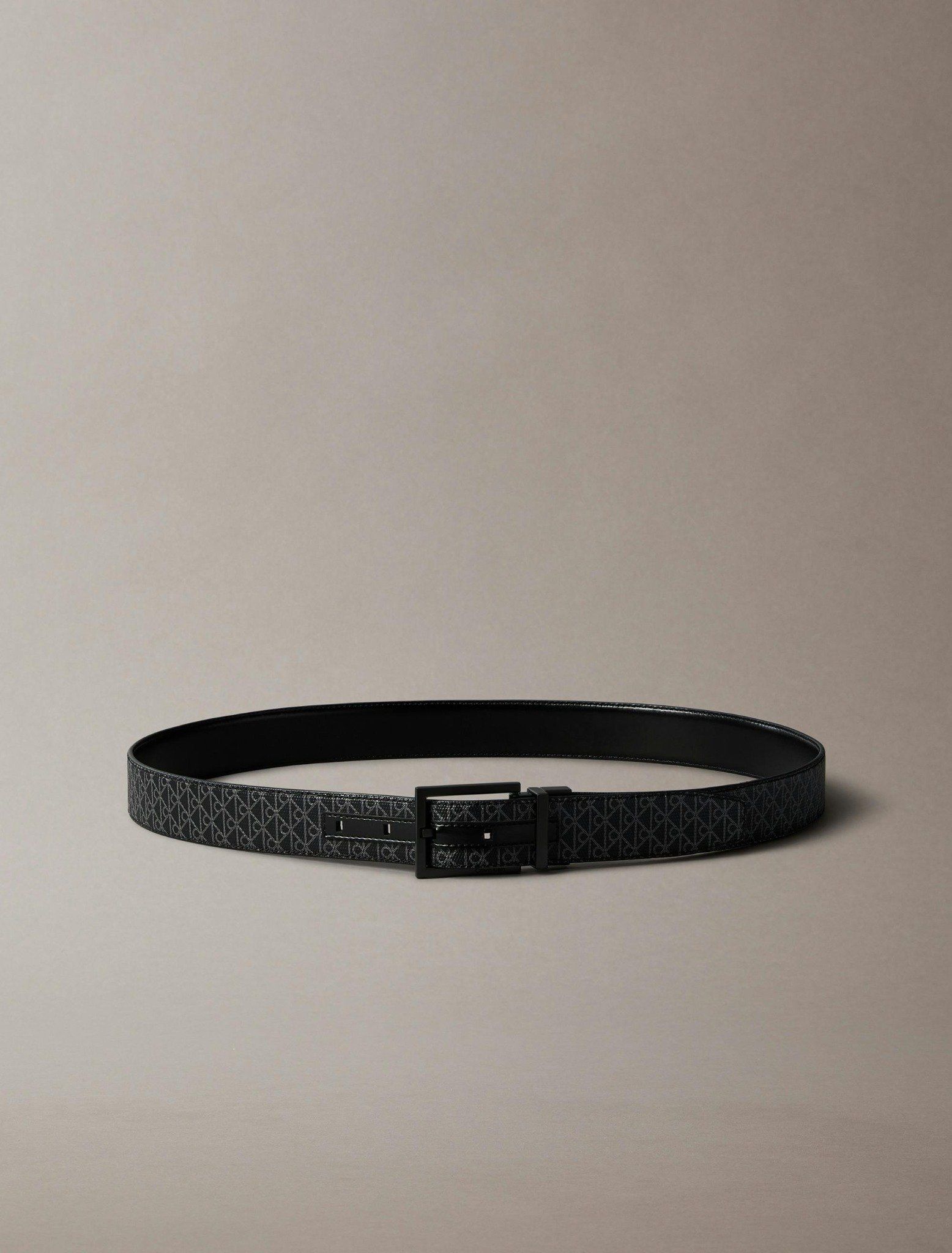 Calvin Klein - Thắt lưng nam Reversible Emblem Logo Belt