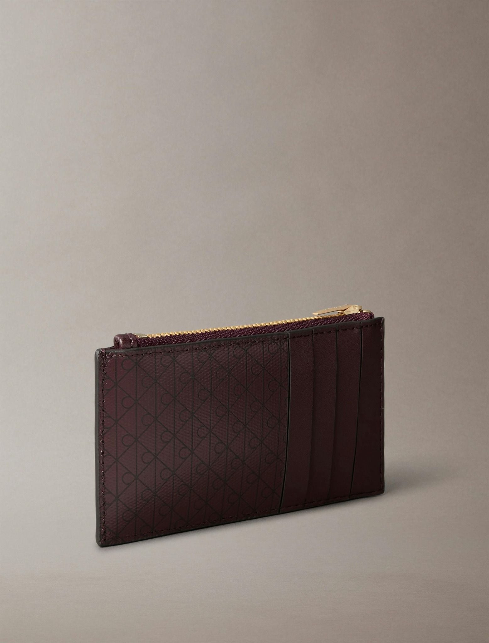 Calvin Klein - Ví cầm tay nữ Allover Monogram Logo Top Zip Card Case