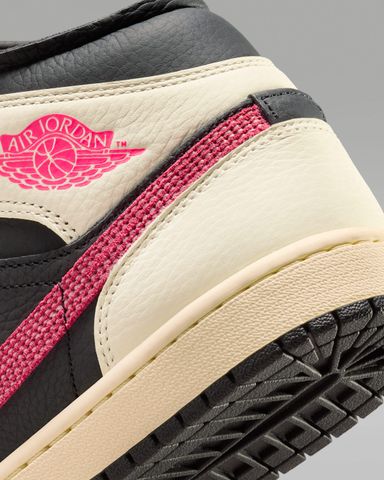 Nike - Giày Thời Trang Nữ Jordan Air Jordan 1 Mid SE Edge Women's Shoes
