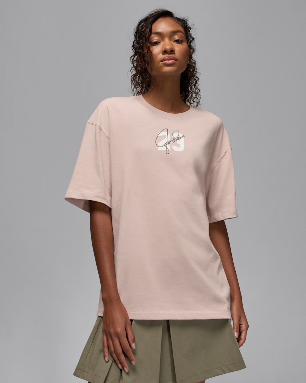 Nike - Áo thun tay ngắn thể thao Nữ Jordan Essentials Women's Short-Sleeve Graphic T-Shirt