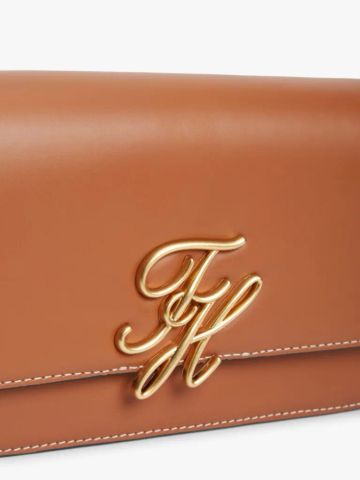 Tommy Hilfiger - Túi Đeo Chéo Nữ Leather Flap Logo Plaque Crossbody Bag