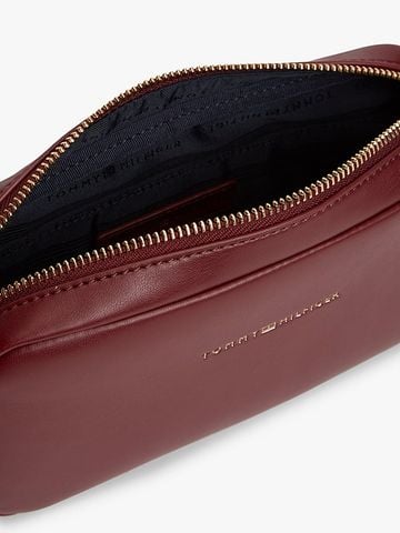 Tommy Hilfiger - Túi Đeo Chéo Nữ Essential Debossed Crossbody Camera Bag