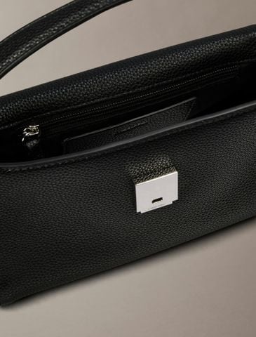 Calvin Klein - Túi Đeo Vai Nữ Pebble Grain Shoulder Bag