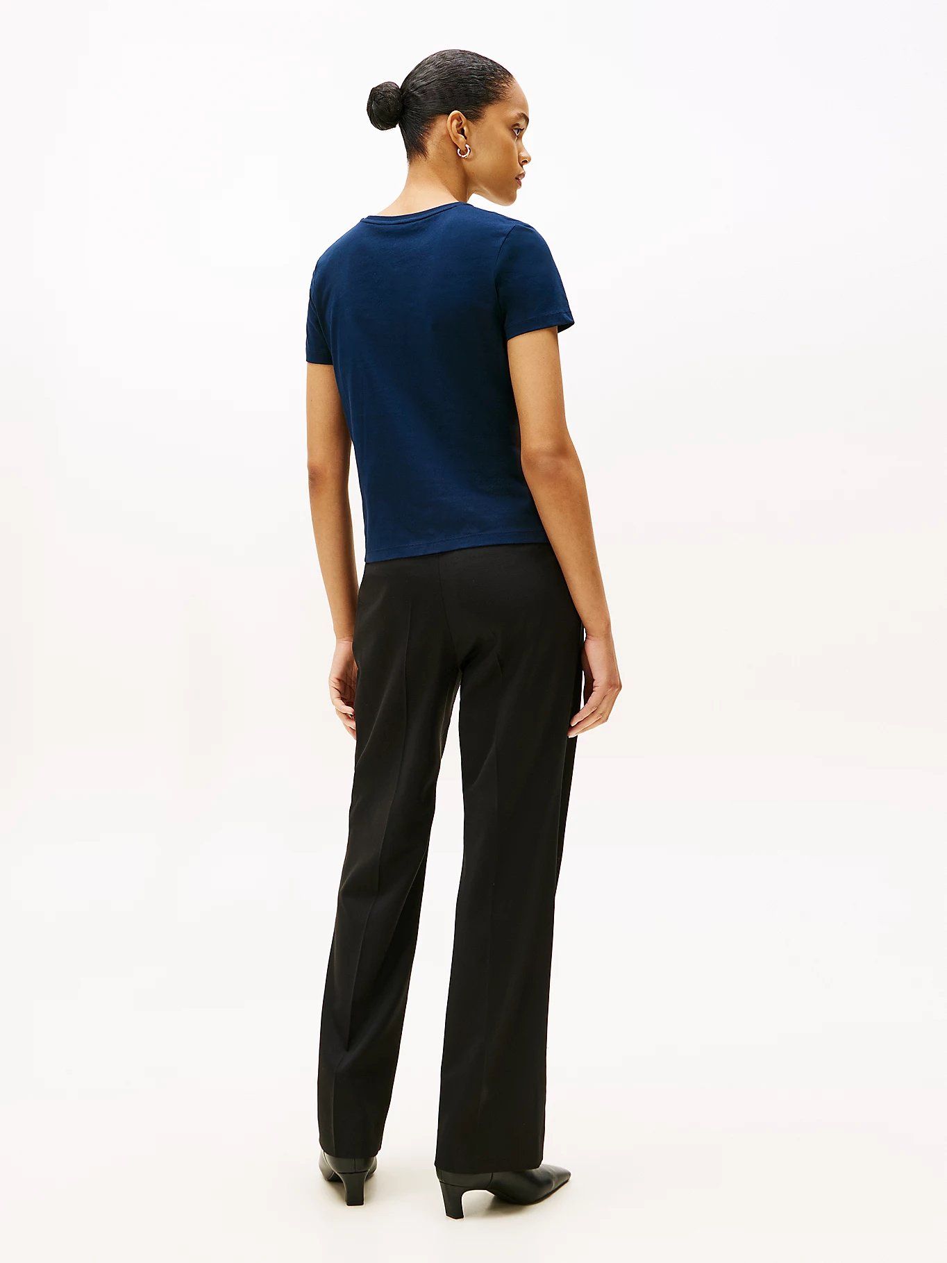 Tommy Hilfiger - Áo thun tay ngắn nữ TH Crest Embroidery Crew Neck T-Shirt