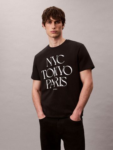 Calvin Klein - Áo thun thời trang nam Flagship Cities Graphic Relaxed T-Shirt
