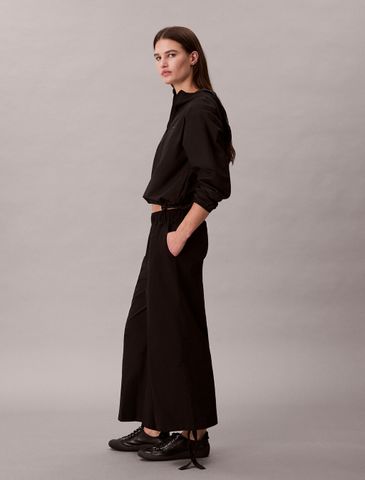 Calvin Klein - Quần Dài Thể Thao Nữ Cargo Capri
