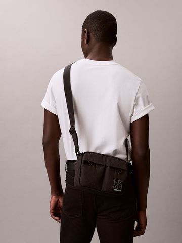 Calvin Klein - Túi Đeo Chéo Nam Utility Emblem Crossbody Camera Bag