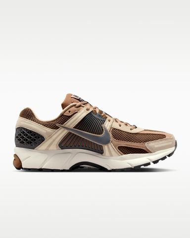 Nike - Giày Thời Trang Nam Zoom Vomero 5