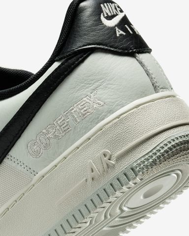 Nike - Giày thời trang thể thao Nam Nike Air Force 1 GORE-TEX ® Shoes