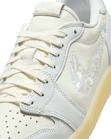 Nike - Giày Sneakers Nam Air Jordan 1 Low OG Sail and Coconut Milk