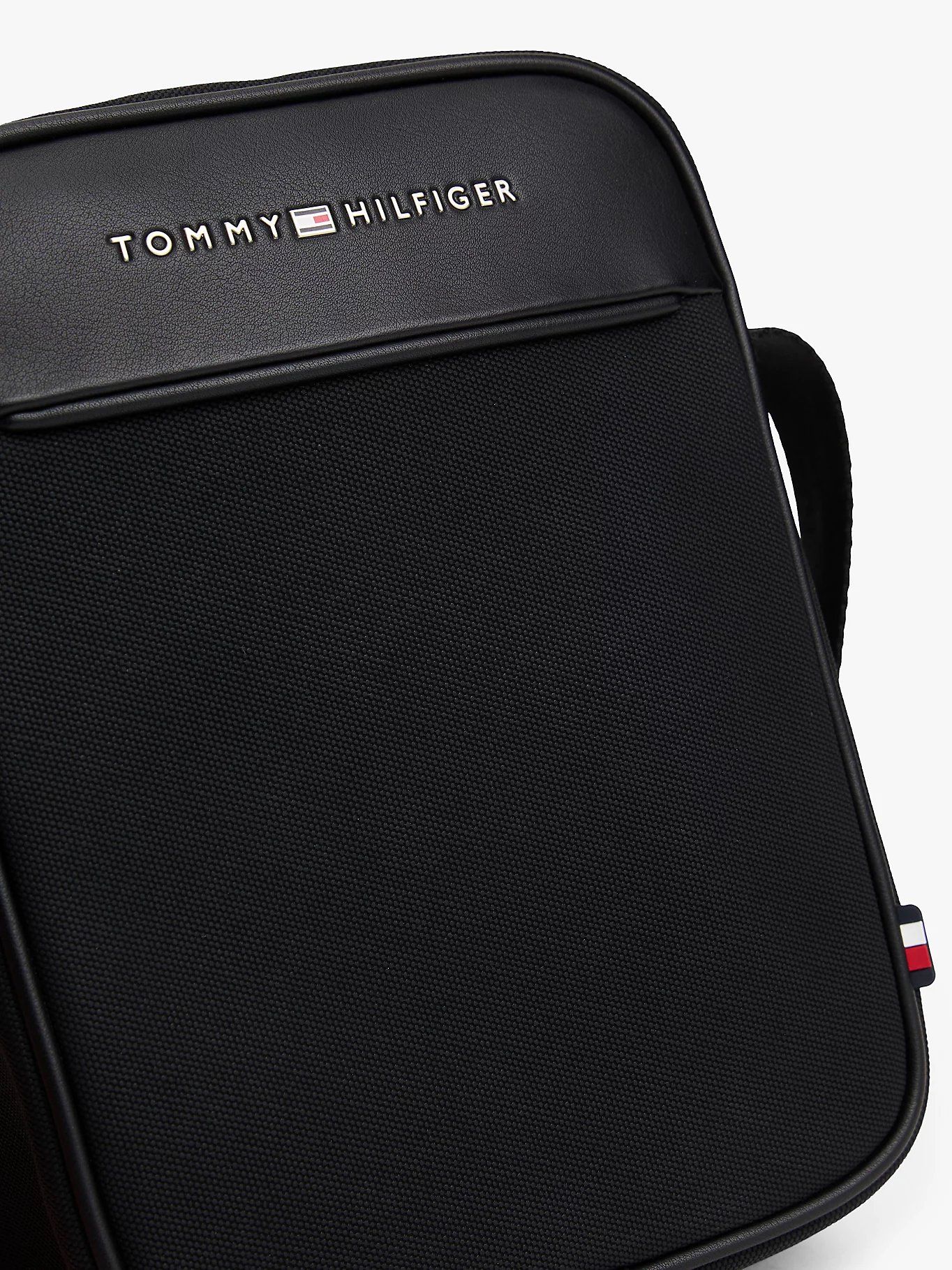 Tommy Hilfiger - Túi đeo chéo nam Textured Panel Crossbody Reporter Bag