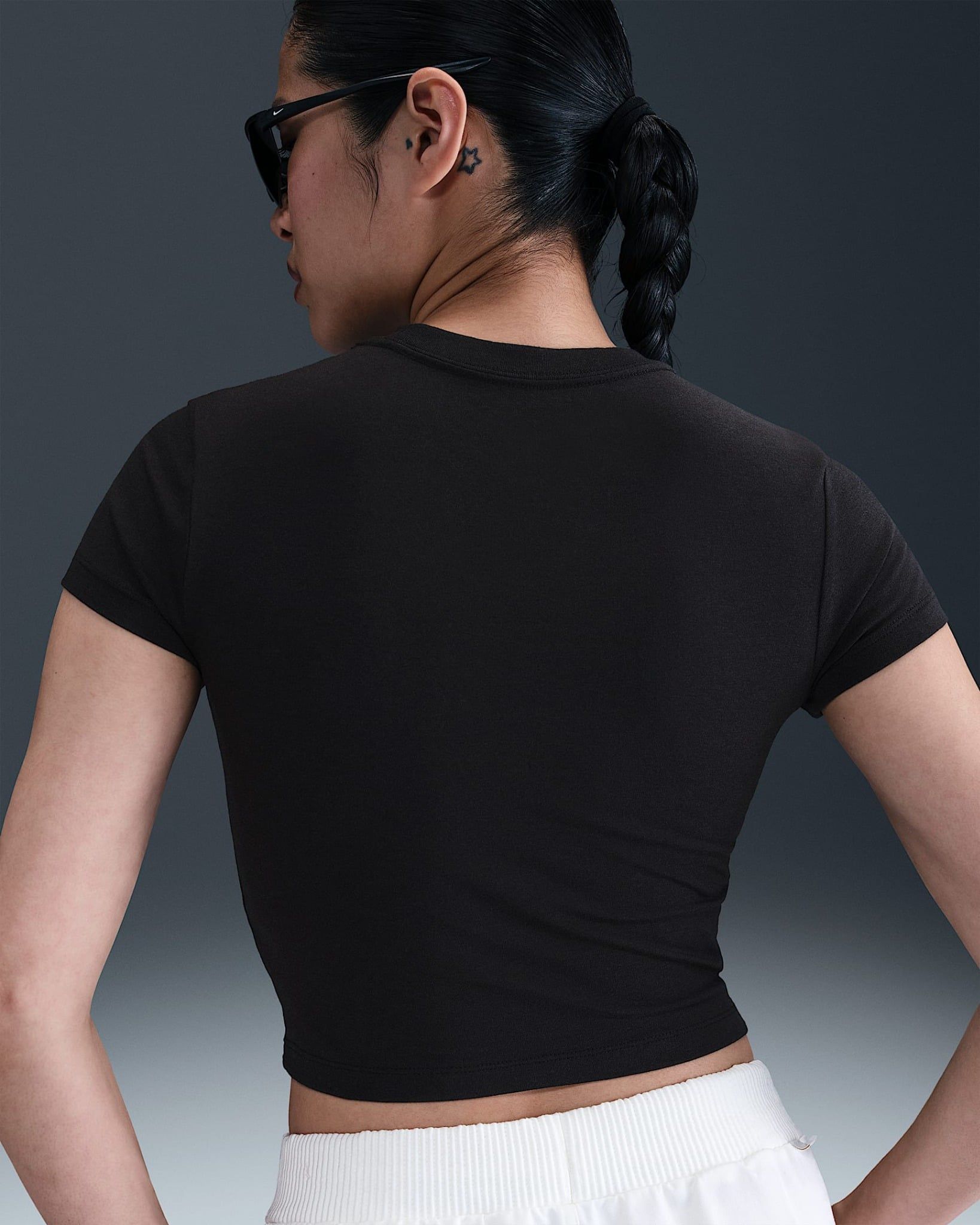 Nike - Áo phông tay ngắn thể thao Nữ Sportswear Chill Knit Women's Cropped T-Shirt