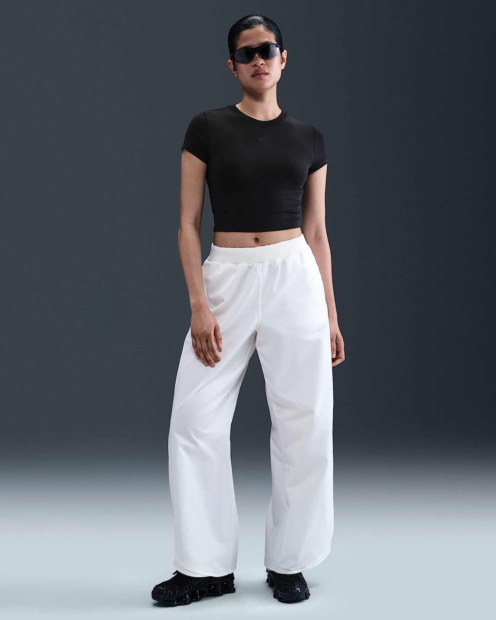 Nike - Áo phông tay ngắn thể thao Nữ Sportswear Chill Knit Women's Cropped T-Shirt