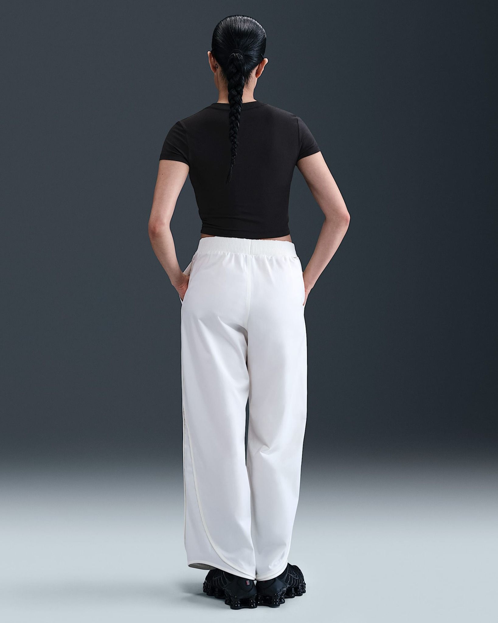 Nike - Áo phông tay ngắn thể thao Nữ Sportswear Chill Knit Women's Cropped T-Shirt