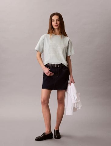 Calvin Klein - Áo Thun Tay Ngắn Nữ Cropped Boxy Graphic Tee