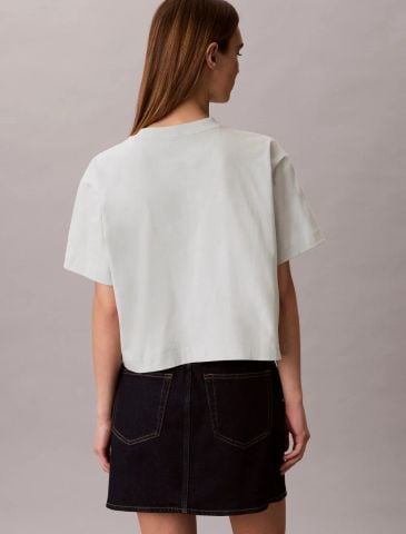 Calvin Klein - Áo Thun Tay Ngắn Nữ Cropped Boxy Graphic Tee