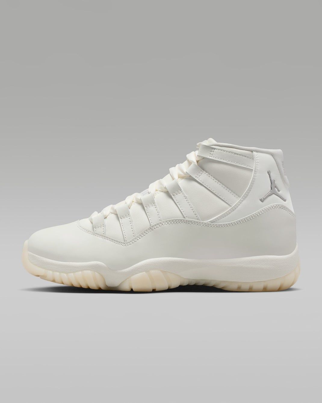 Nike - Giày thời trang thể thao Nữ Air Jordan 11 Retro 'Pearl' Women's Shoes