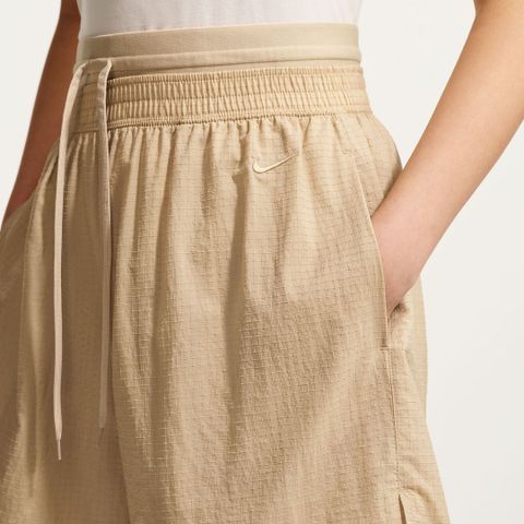 Nike - Quần Ngắn Thể Thao Nữ Sportswear Women's Loose High-Waisted Lightweight Ripstop Shorts