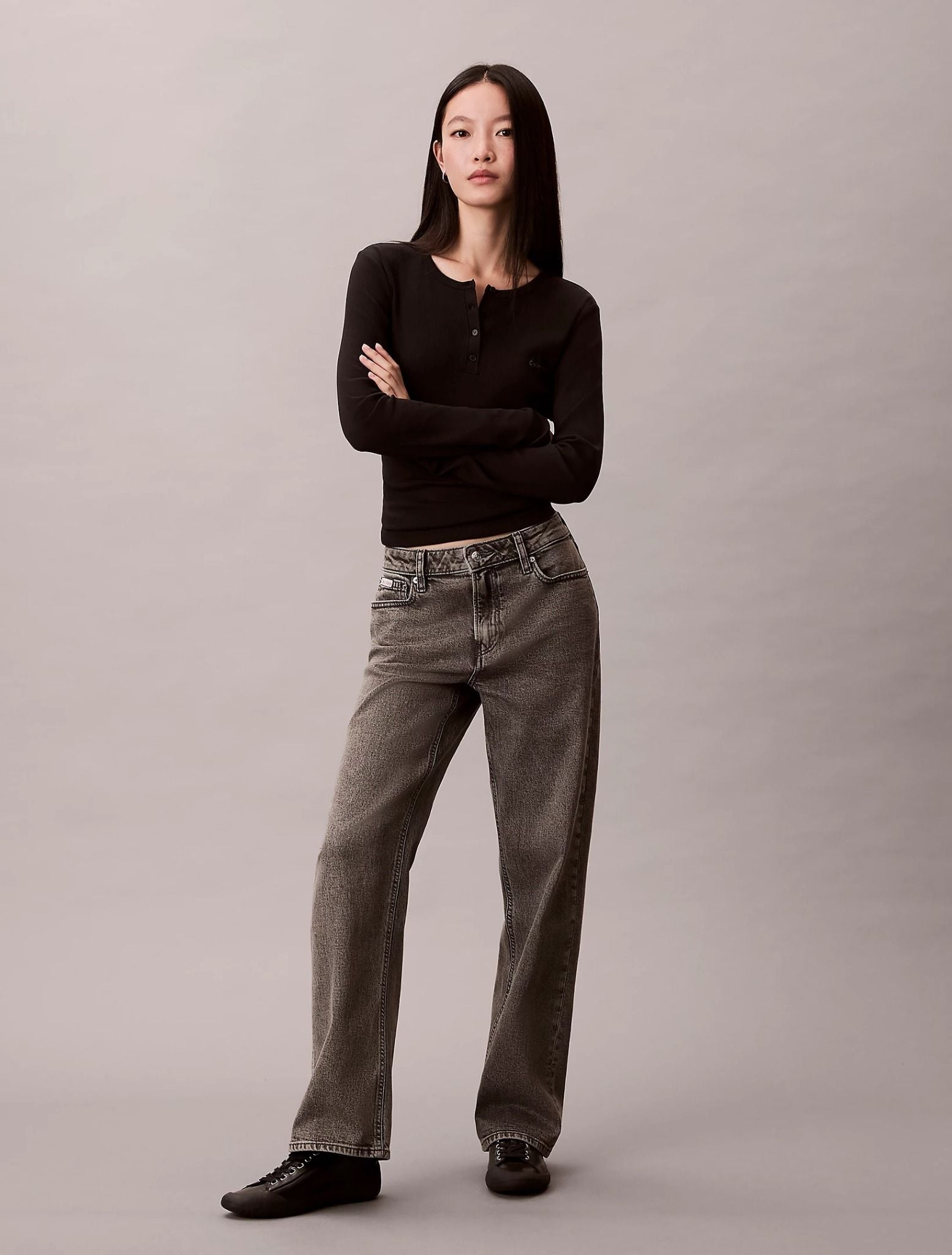 Calvin Klein - Áo thun tay dài nữ Monologo Rib Henley T-Shirt