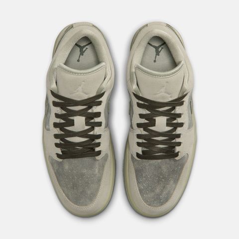Nike - Giày Thời Trang Thể Thao Nữ Air Jordan 1 Low SE