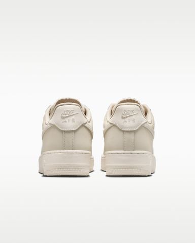 Nike - Giày Thời Trang Nữ Air Force 1 Retro Premium SE
