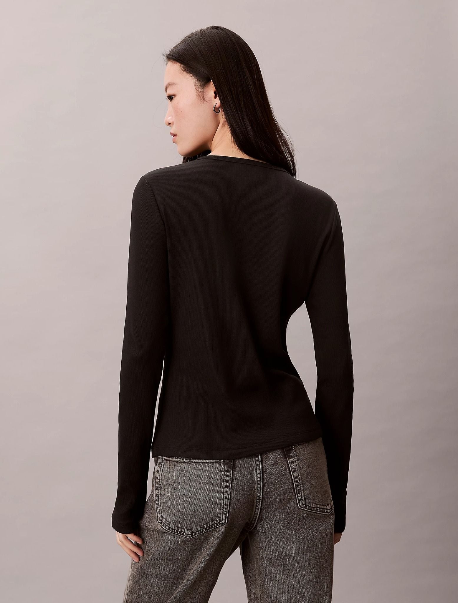 Calvin Klein - Áo thun tay dài nữ Monologo Rib Henley T-Shirt