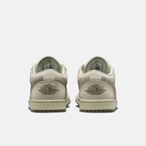 Nike - Giày Thời Trang Thể Thao Nữ Air Jordan 1 Low SE