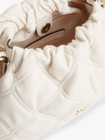 Tommy Hilfiger - Túi Đeo Chéo Nữ Quilted Chain TH Monogram Crossbody Bag - 3