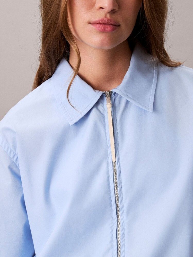 Calvin Klein - Áo khoác sơ mi tay dài nữ CK Logo Trim Cropped Shirt