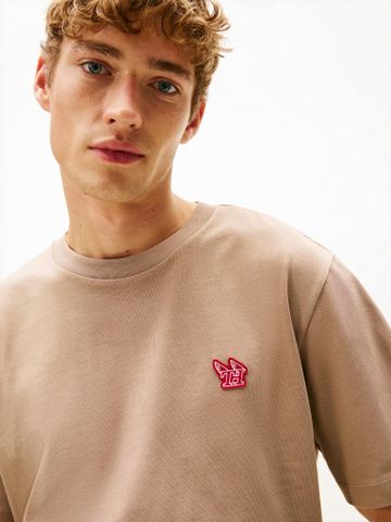 Tommy Hilfiger - Áo Thun Tay Ngắn Nam Modern Athleisure H Badge Tee